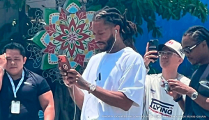 Former NBA MVP Derrick Rose arriving in Cebu City for his fan engagements.